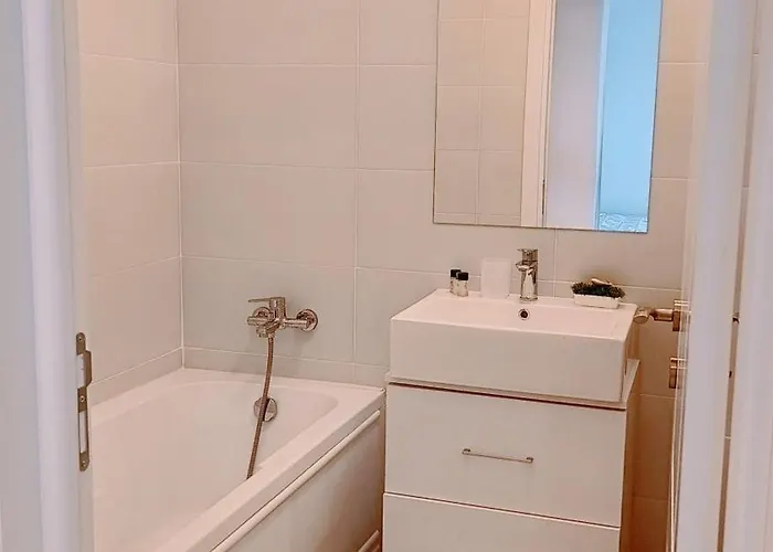 Appartement Feel Blue Sky - Politehnica Bucarest
